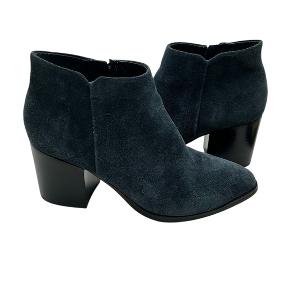 Marc Fisher Women's Blue Suede Ankle‎ Boots size 8.5 - Picture 1 of 7
